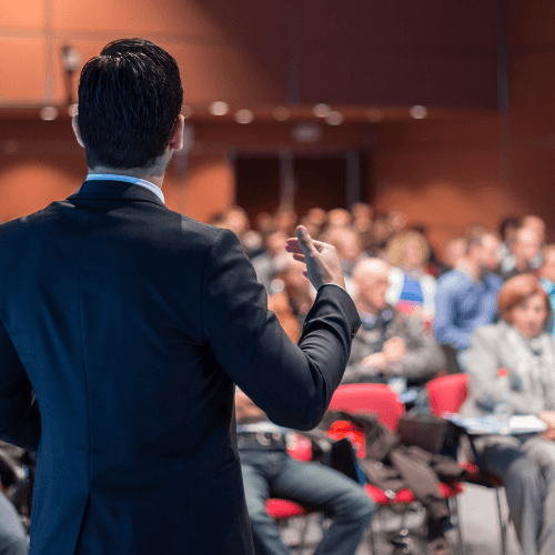 Auteurs, conférenciers et consultants